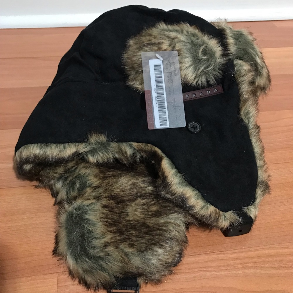 PRADA Men New ITALY Cappuccio Fur Winter Hat